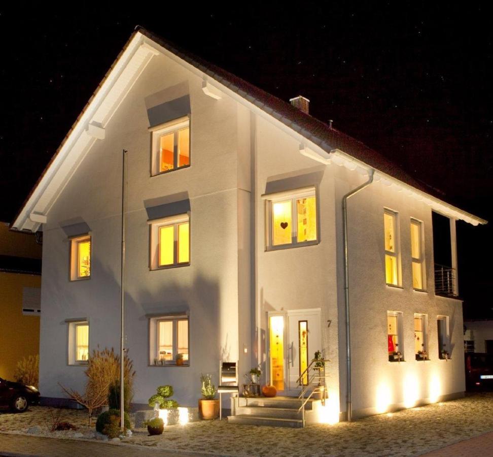Ferienwohnung Familie Buchner Großheubach Exterior foto